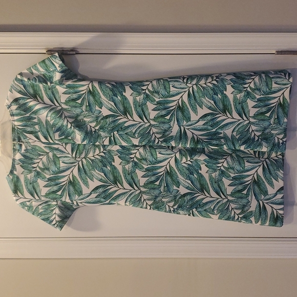 Split neck leaf print summer dress - Picture 4 of 4